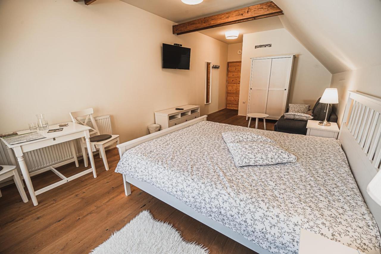 Farm Stay Zurej Šentjur Exterior foto